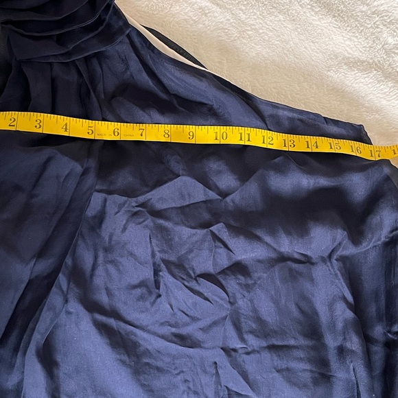 🎈Alice + Olivia Sz XS one shoulder silk blouse - Picture 4 of 15